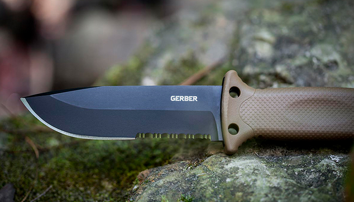Ніж Gerber на природі — огляд зручності використання