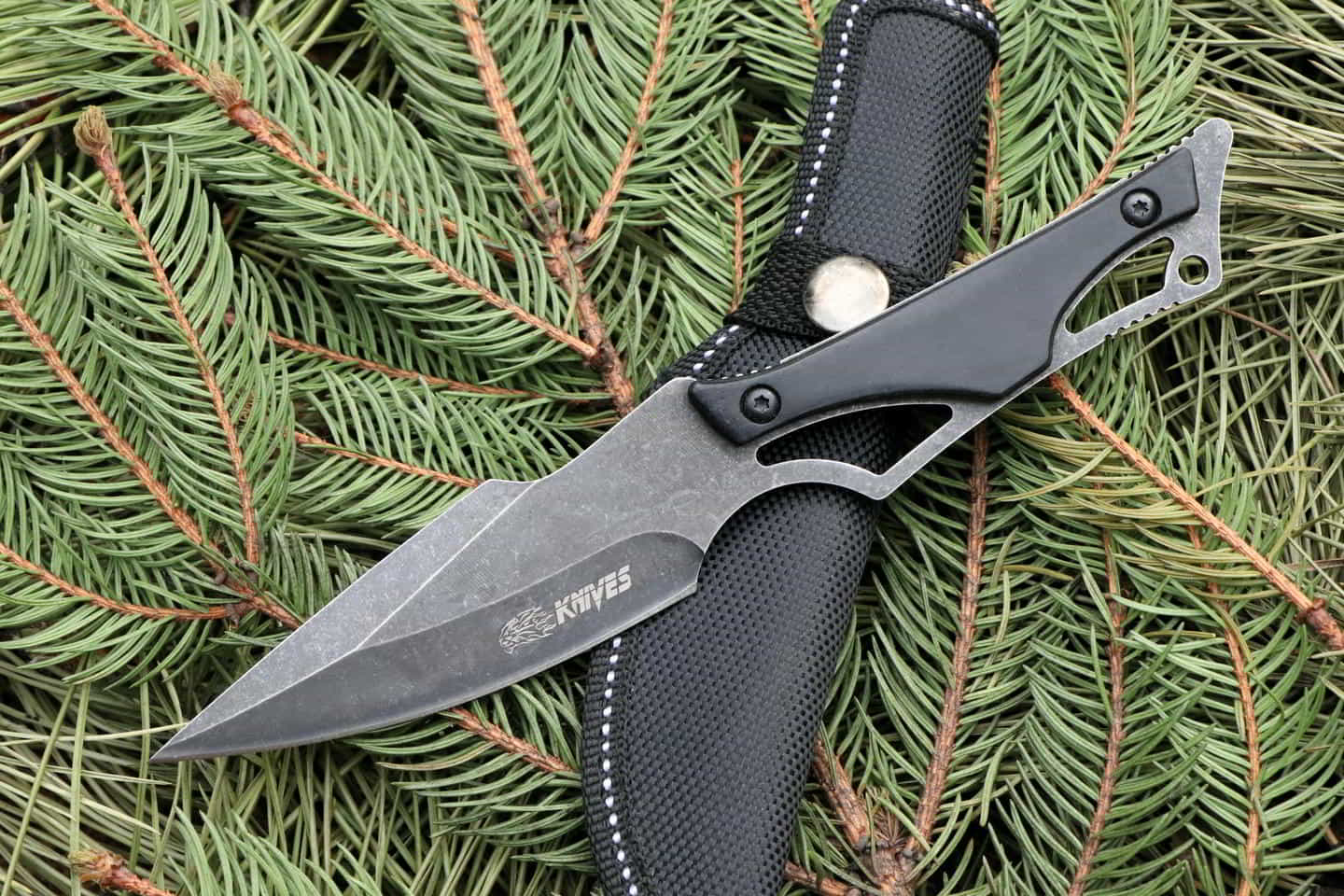  Ніж Lion Knives на природі — огляд зручності використання