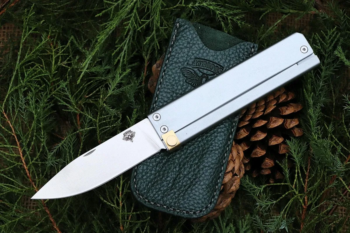 Ніж Atropos Trapper на природі — огляд зручності використання