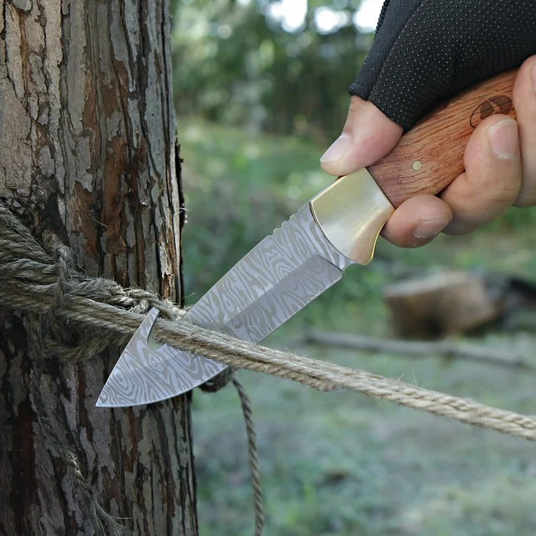 Ніж Curtiss Knives на природі — огляд зручності використання